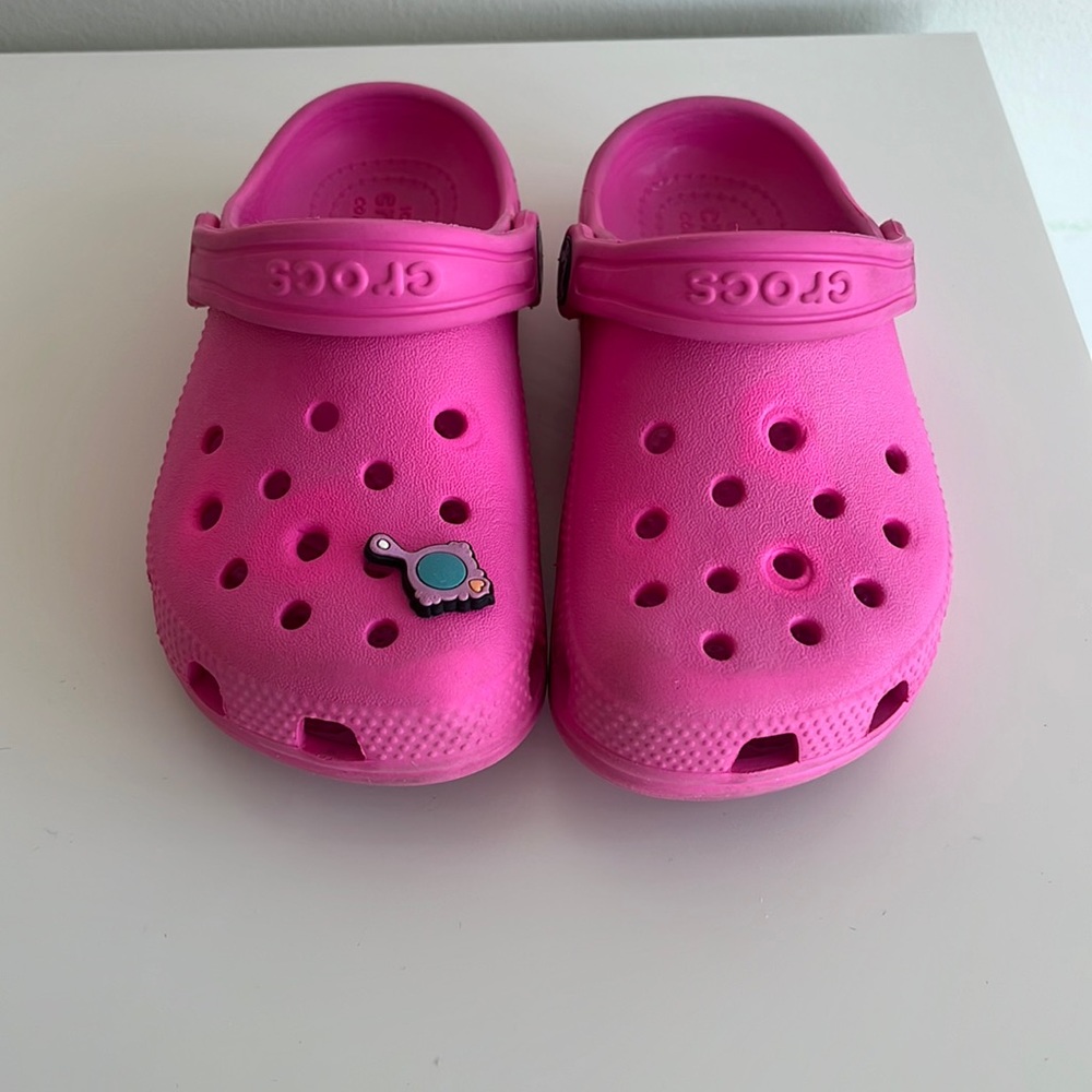 Crocs for toddler girl w/ mirror jibbez